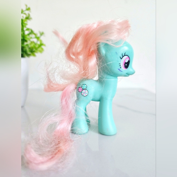 🍬 RARE My Little Pony ~ Minty ~ FIM Peppermint 2010 3" G4 Hasbro Y2K MLP - Picture 2 of 8